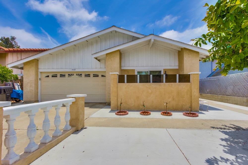 Virtual tour photo 5 of 40 for 5939 Chaumont Dr