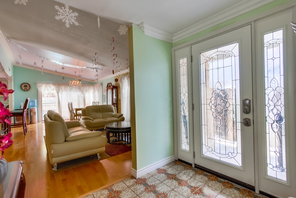 Virtual tour photo 7 of 40 for 5939 Chaumont Dr