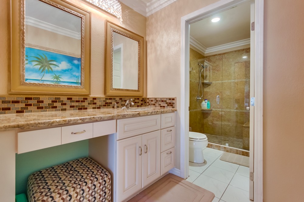 Virtual tour photo 23 of 40 for 5939 Chaumont Dr
