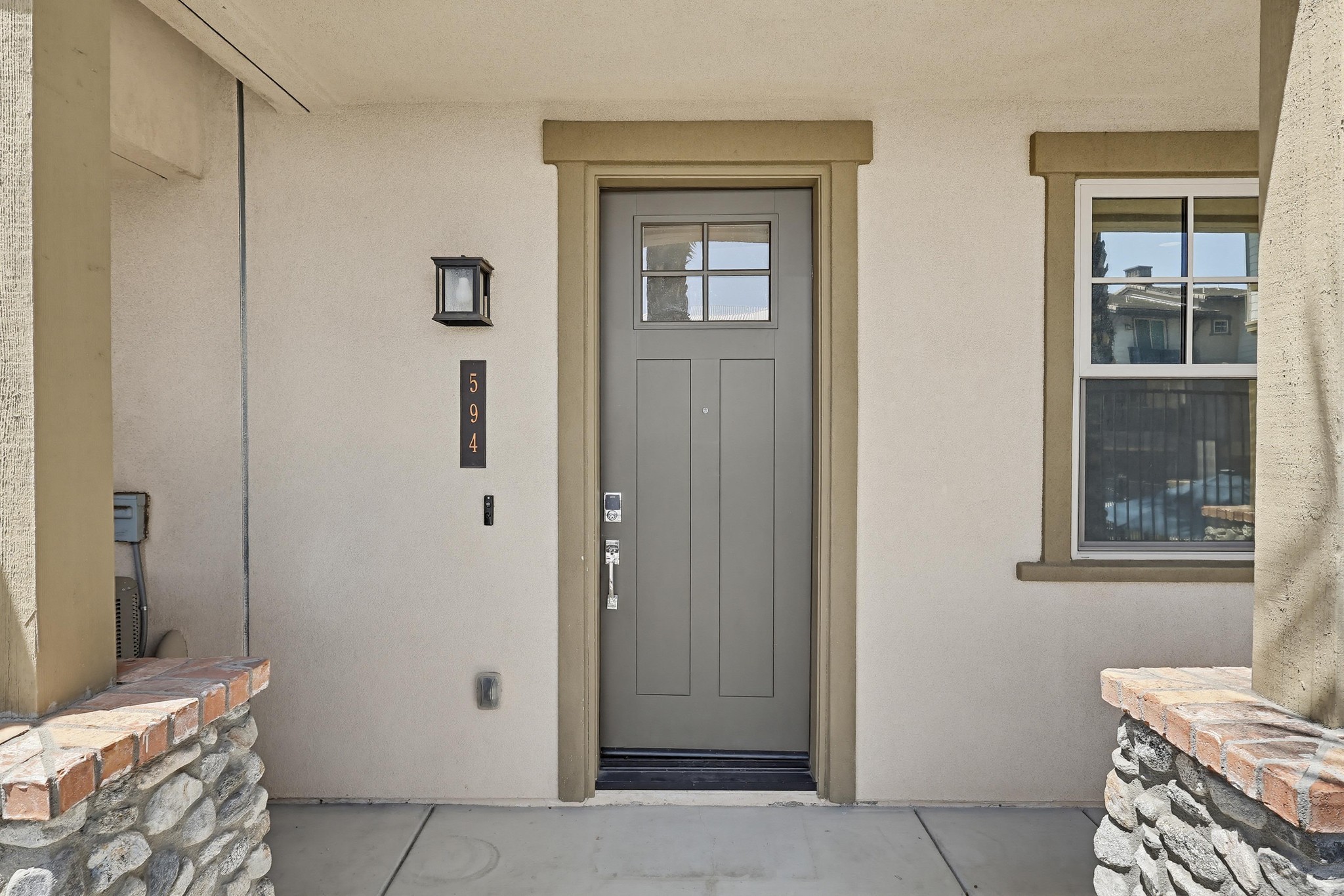Virtual tour photo 6 of 92 for 594 Granite St