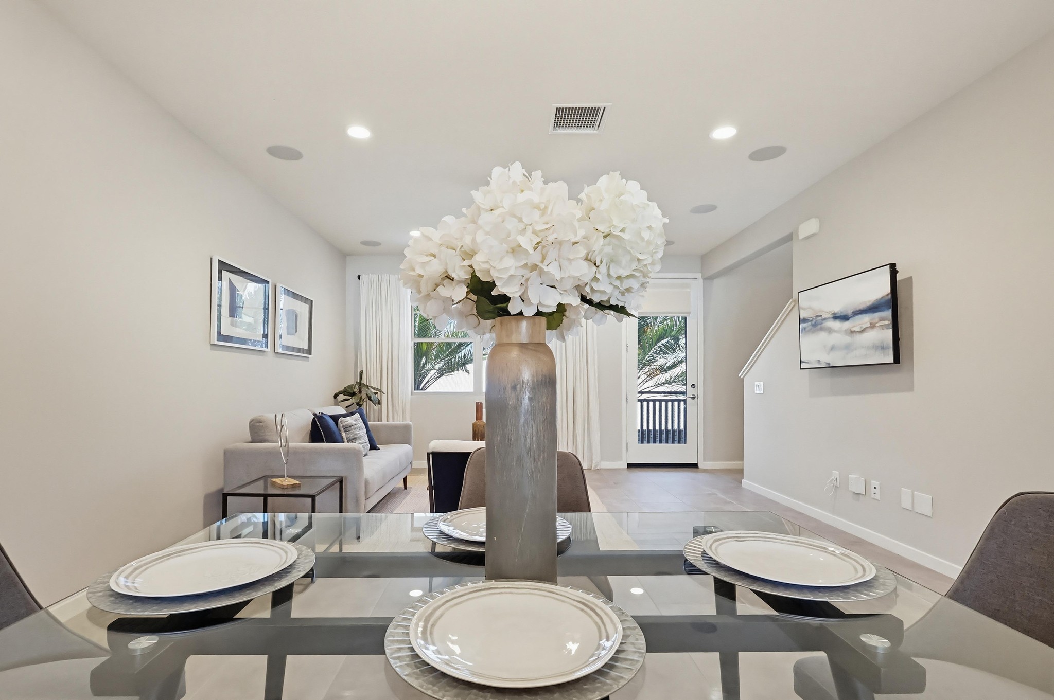 Virtual tour photo 15 of 92 for 594 Granite St