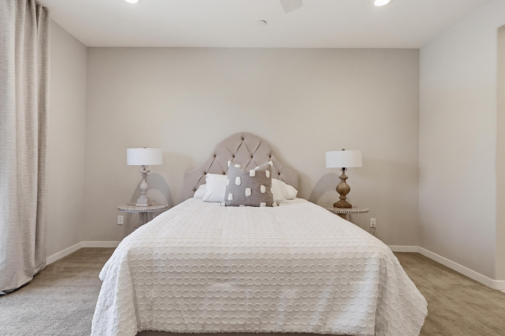 Virtual tour photo 63 of 92 for 594 Granite St