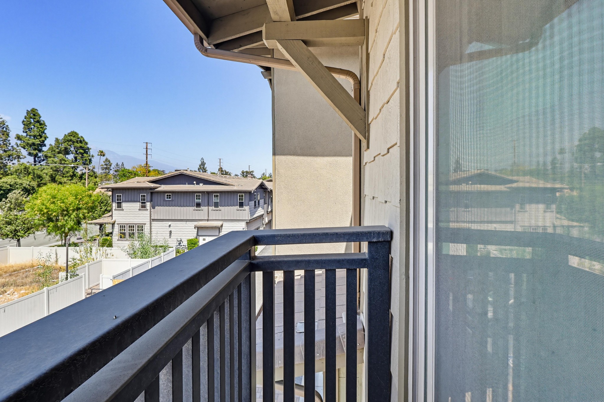 Virtual tour photo 73 of 92 for 594 Granite St