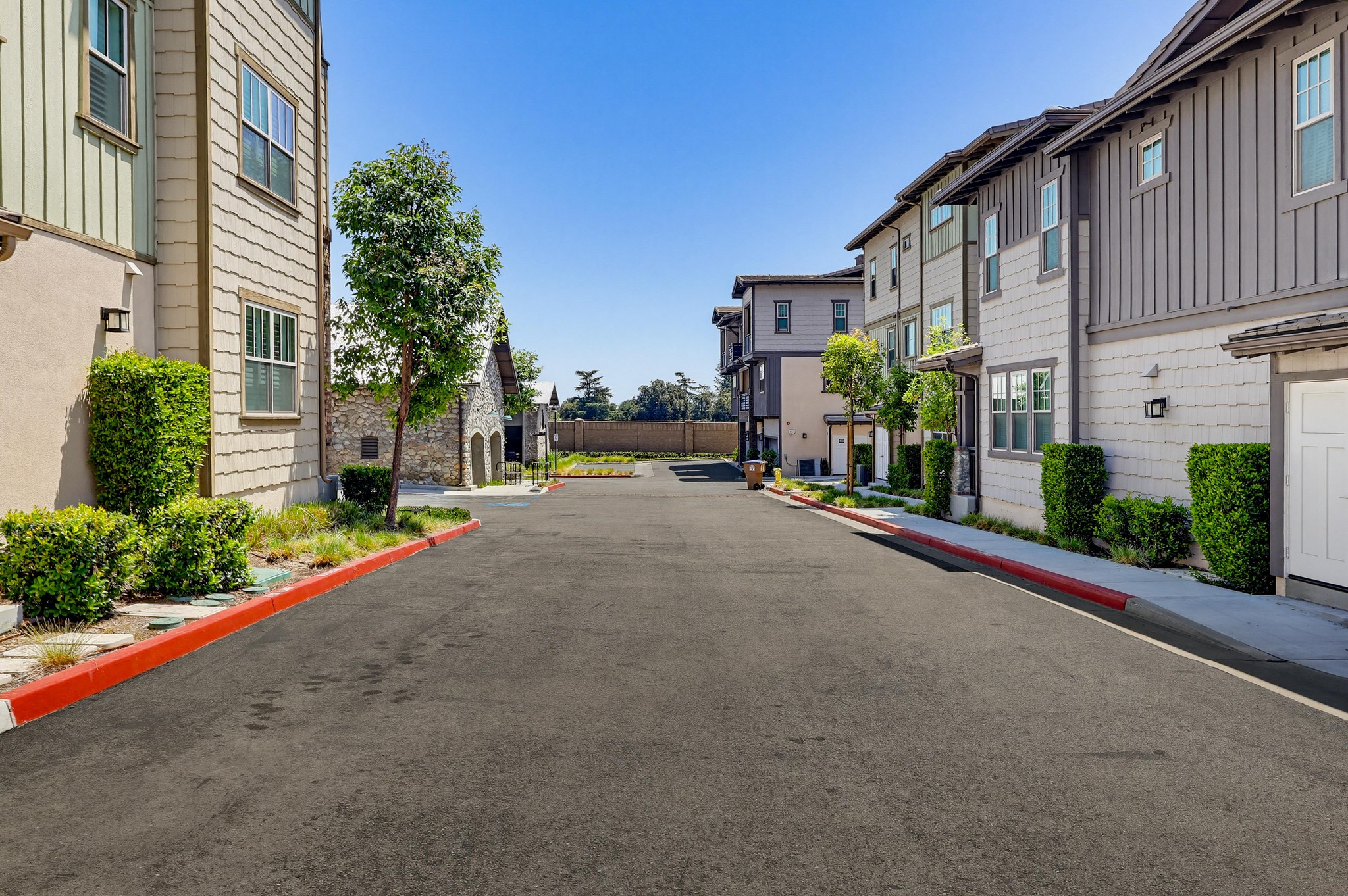Virtual tour photo 80 of 92 for 594 Granite St