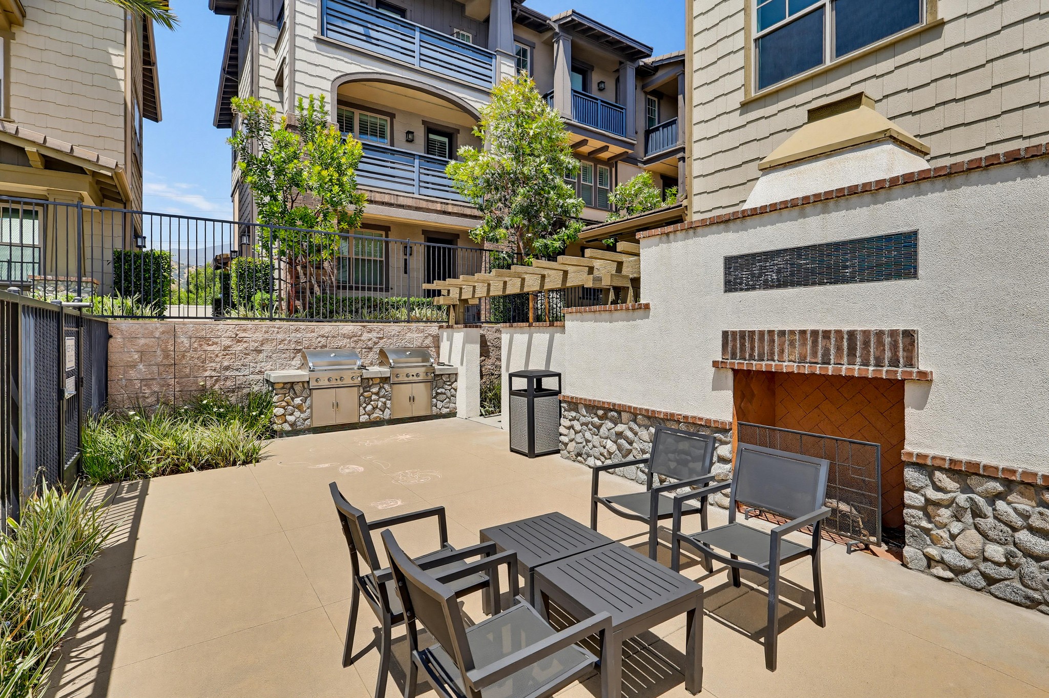 Virtual tour photo 88 of 92 for 594 Granite St