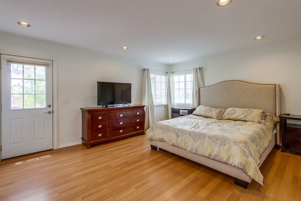 Virtual tour photo 19 of 39 for 5943 Roanoke St