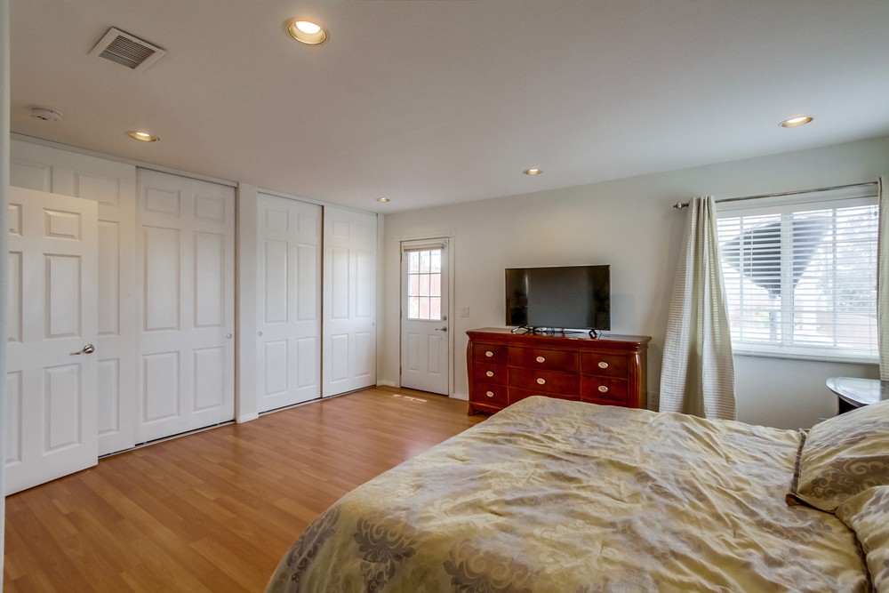Virtual tour photo 20 of 39 for 5943 Roanoke St