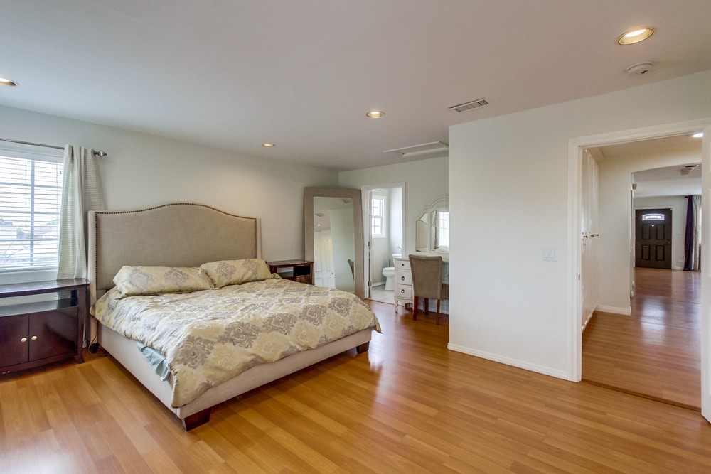 Virtual tour photo 21 of 39 for 5943 Roanoke St