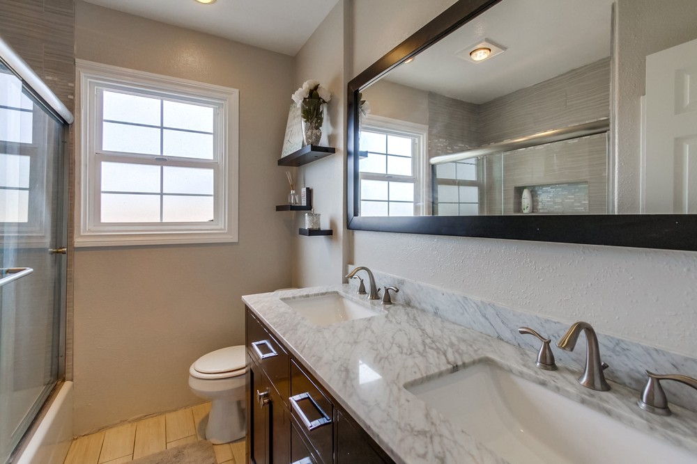 Virtual tour photo 29 of 39 for 5943 Roanoke St