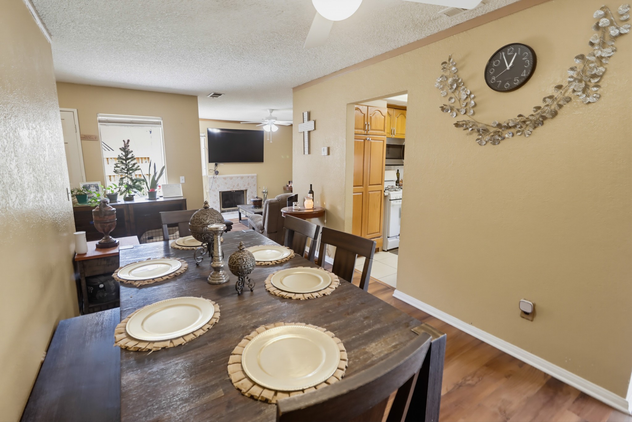 Virtual tour photo 13 of 46 for 5949 Tonawanda Dr