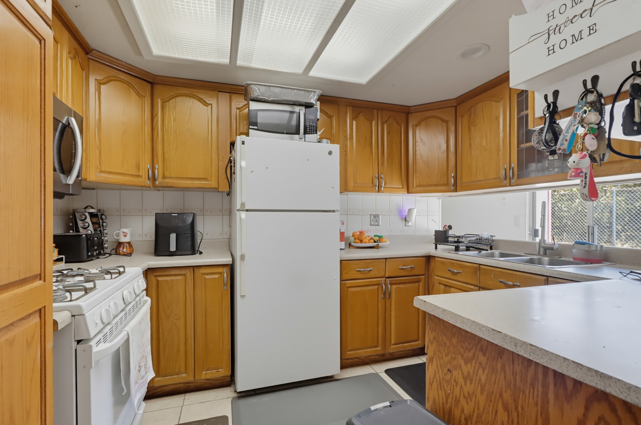 Virtual tour photo 14 of 46 for 5949 Tonawanda Dr