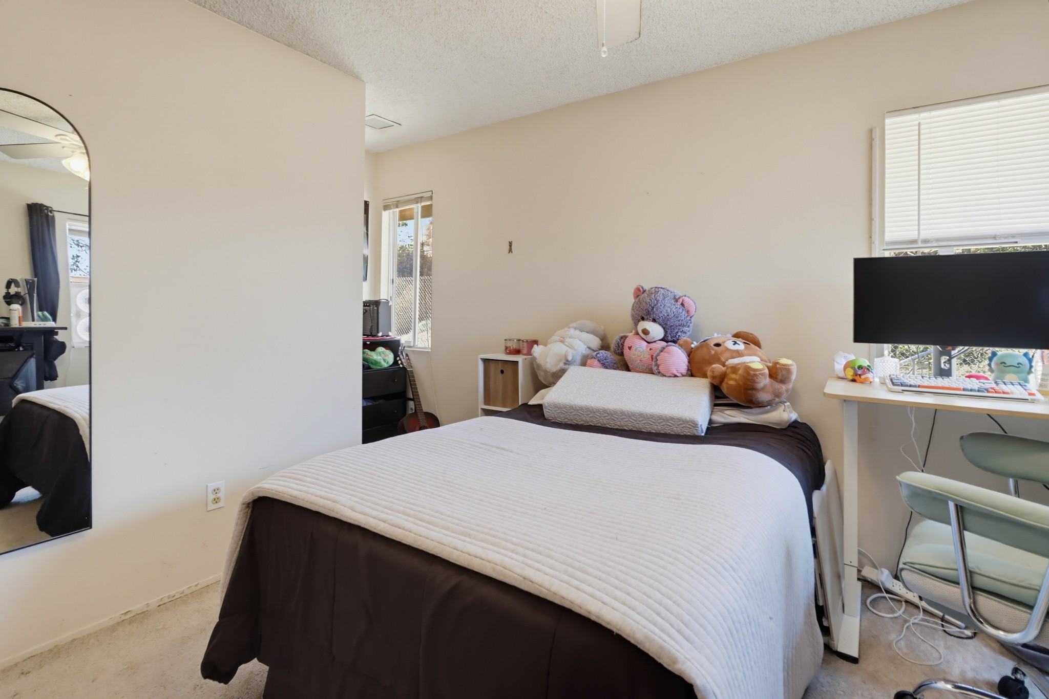 Virtual tour photo 25 of 46 for 5949 Tonawanda Dr