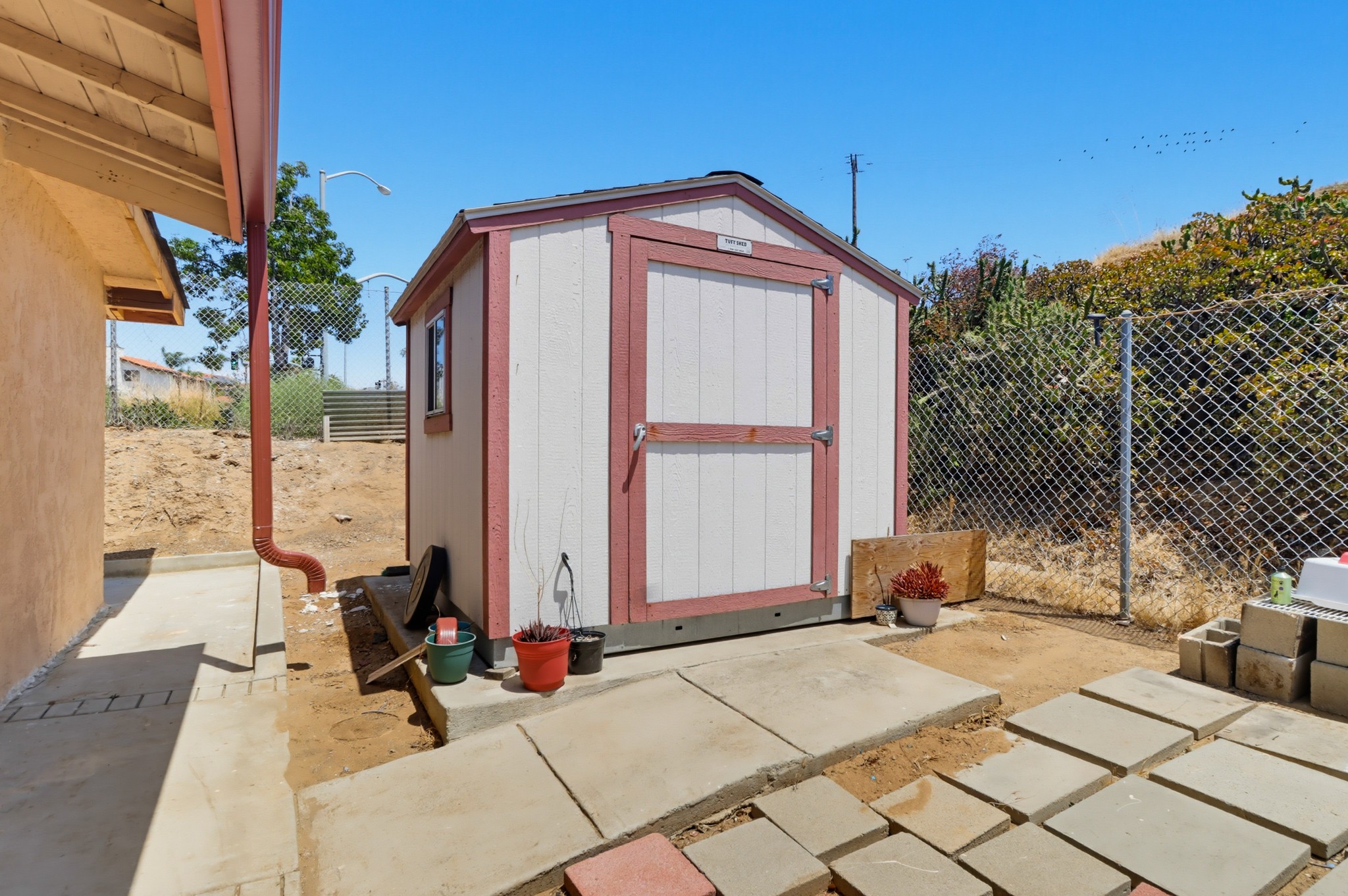 Virtual tour photo 42 of 46 for 5949 Tonawanda Dr