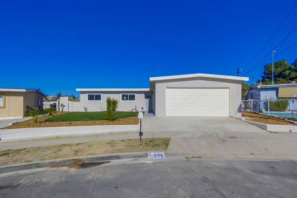 Virtual tour photo 1 of 40 for 595 Brutus St