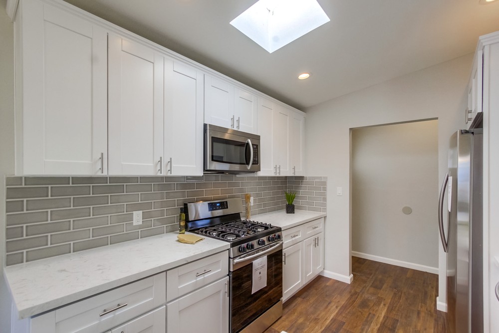 Virtual tour photo 18 of 40 for 595 Brutus St