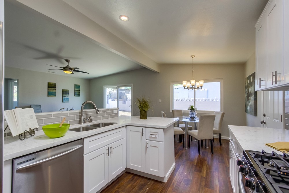 Virtual tour photo 21 of 40 for 595 Brutus St