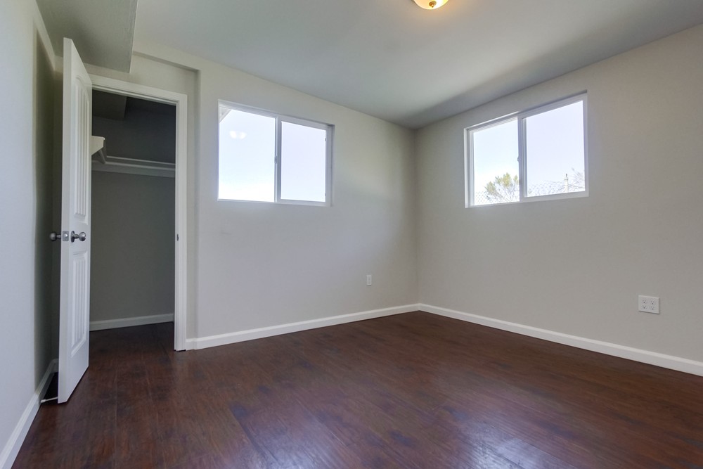 Virtual tour photo 28 of 40 for 595 Brutus St