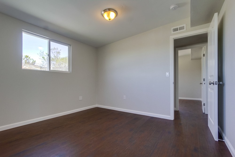 Virtual tour photo 29 of 40 for 595 Brutus St