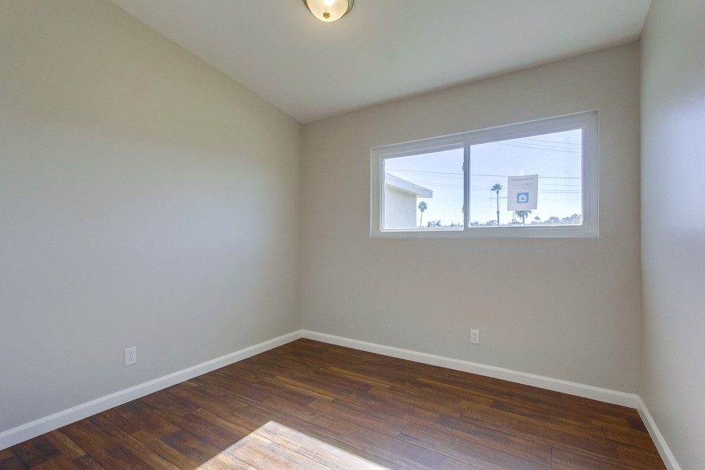 Virtual tour photo 30 of 40 for 595 Brutus St