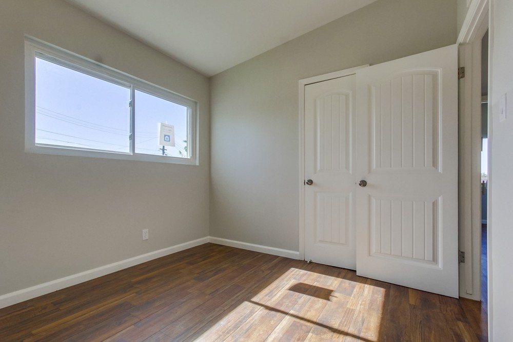 Virtual tour photo 31 of 40 for 595 Brutus St