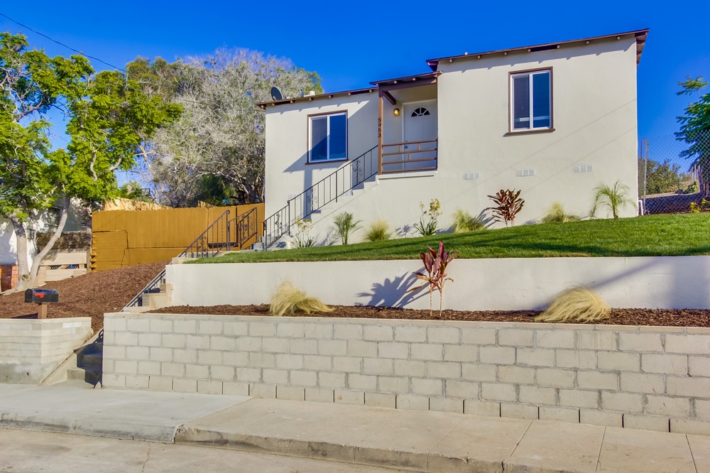 Virtual tour photo 1 of 25 for 5953 Balmoral Drive
