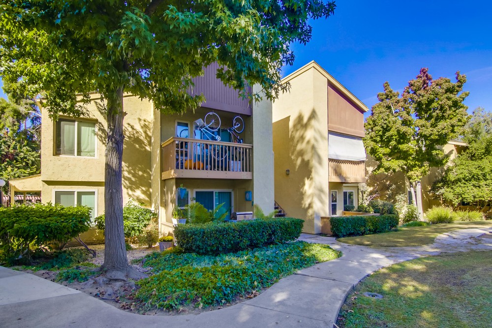 Virtual tour photo 4 of 36 for 5958 Rancho Mission Rd UNIT 201