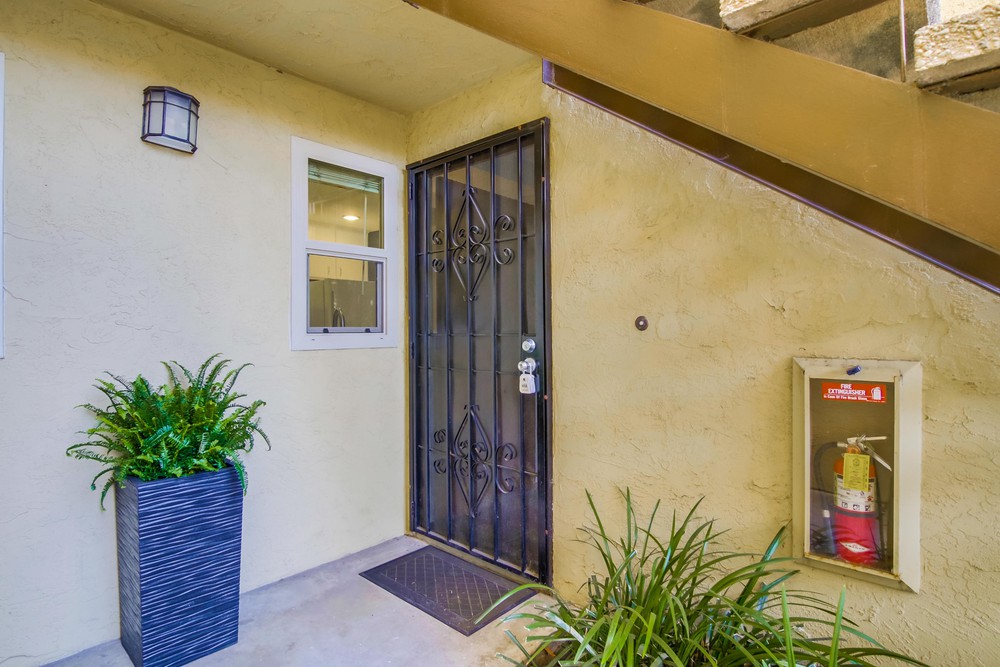 Virtual tour photo 5 of 36 for 5958 Rancho Mission Rd UNIT 201