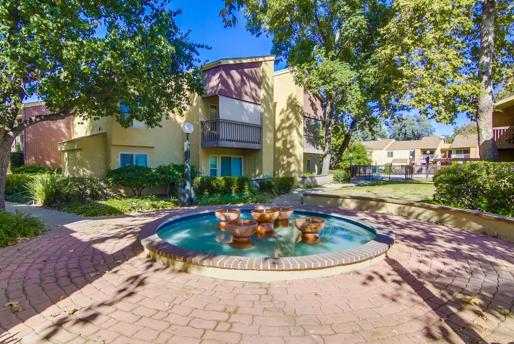 Virtual tour photo 33 of 36 for 5958 Rancho Mission Rd UNIT 201