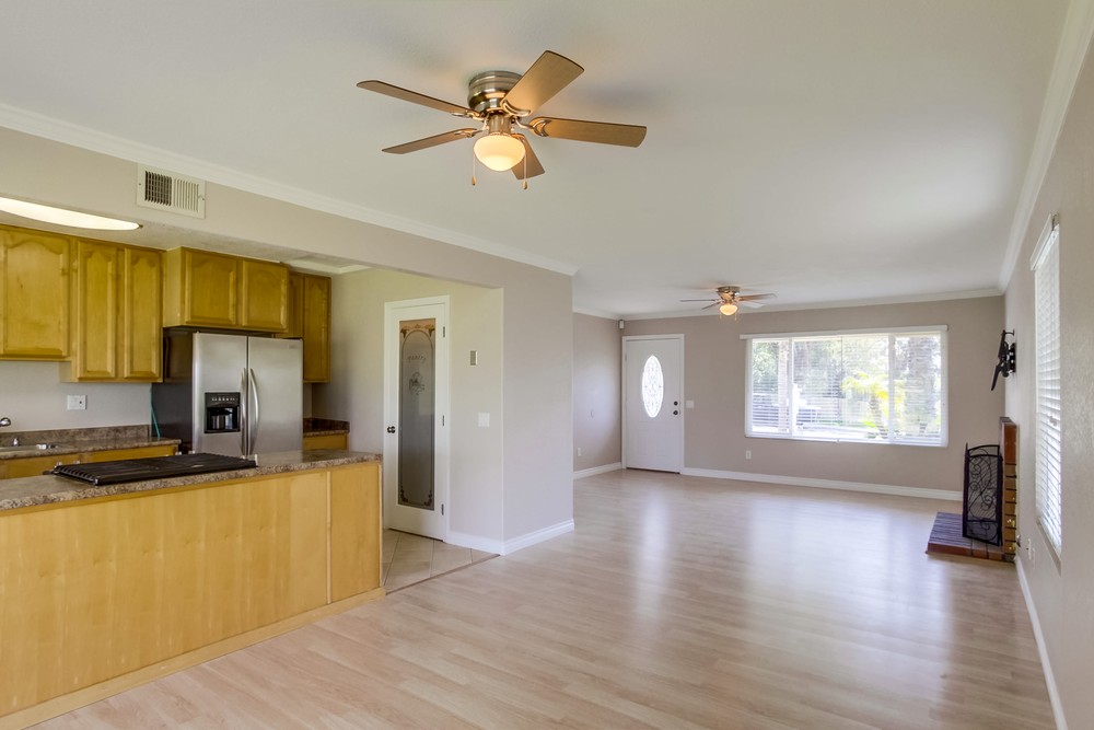 Virtual tour photo 13 of 35 for 5960 Flipper Dr
