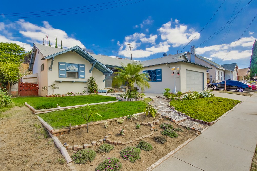 Virtual tour photo 3 of 43 for 5968 Rancho Hills Drive