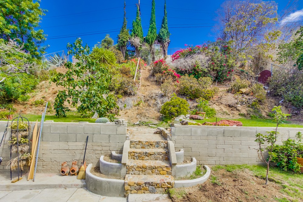 Virtual tour photo 34 of 43 for 5968 Rancho Hills Drive