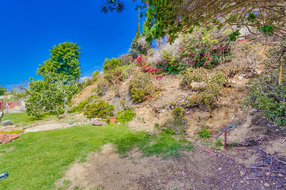Virtual tour photo 35 of 43 for 5968 Rancho Hills Drive