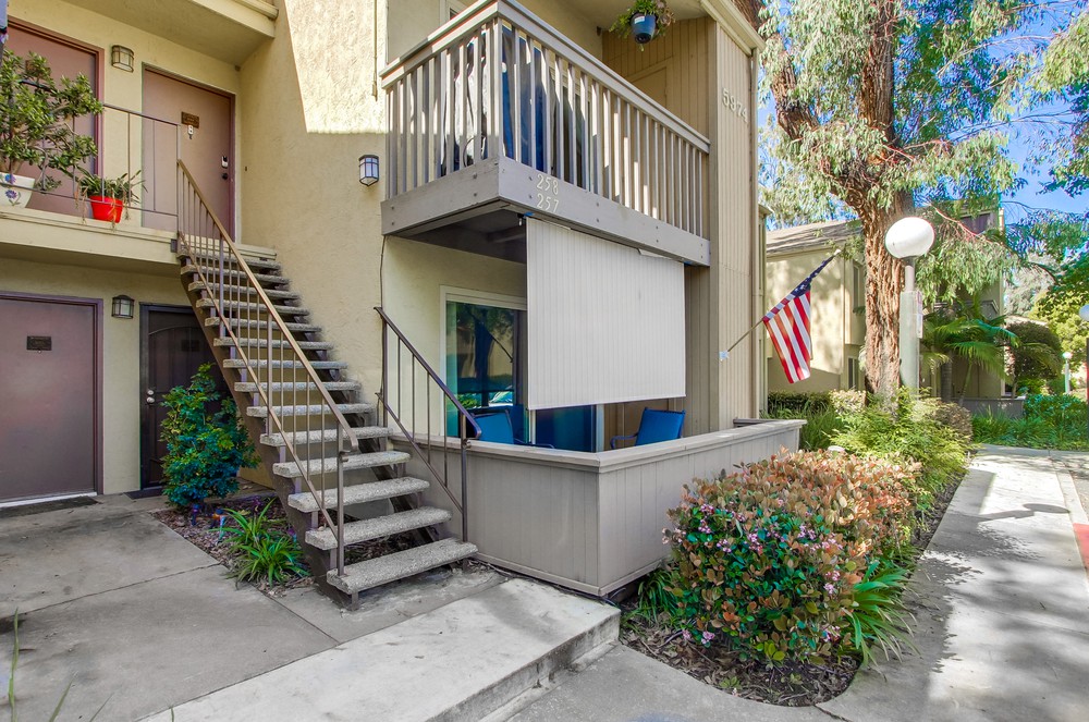 Virtual tour photo 7 of 44 for 5974 Rancho Mission Rd Unit 258