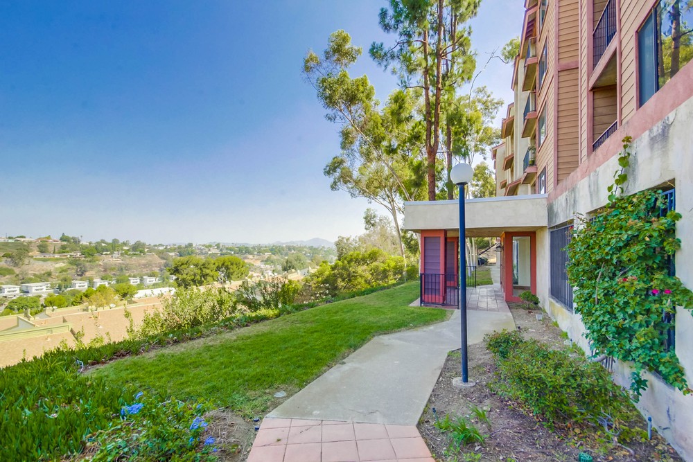 Virtual tour photo 6 of 48 for 5980 Dandridge Ln UNIT 215