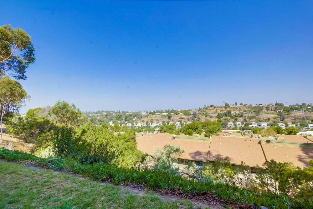 Virtual tour photo 11 of 48 for 5980 Dandridge Ln UNIT 215