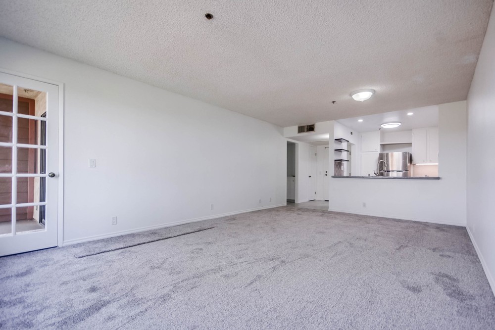 Virtual tour photo 20 of 48 for 5980 Dandridge Ln UNIT 215
