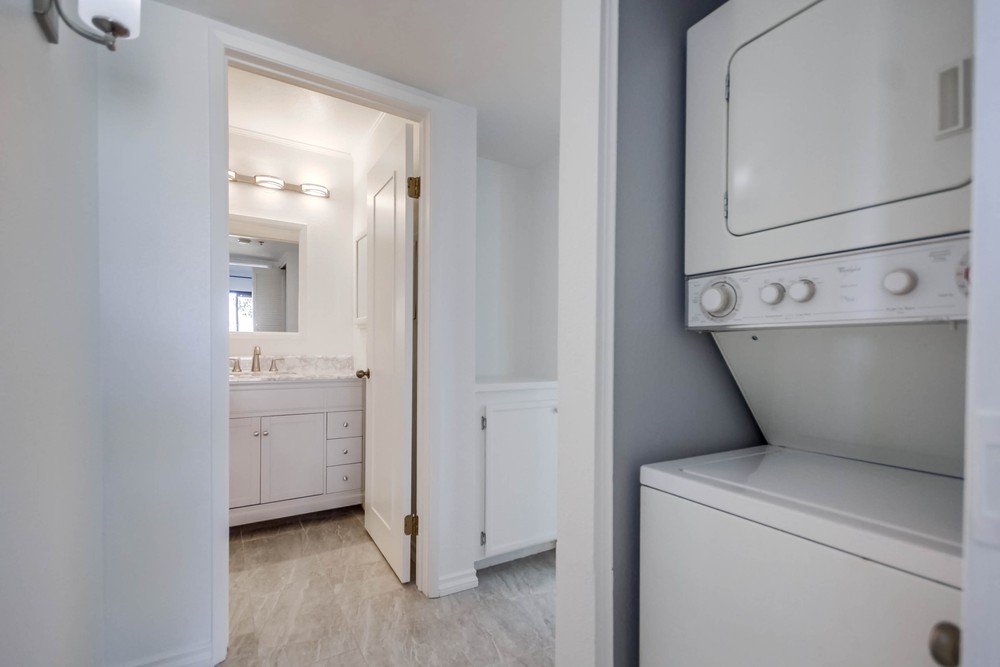 Virtual tour photo 37 of 48 for 5980 Dandridge Ln UNIT 215
