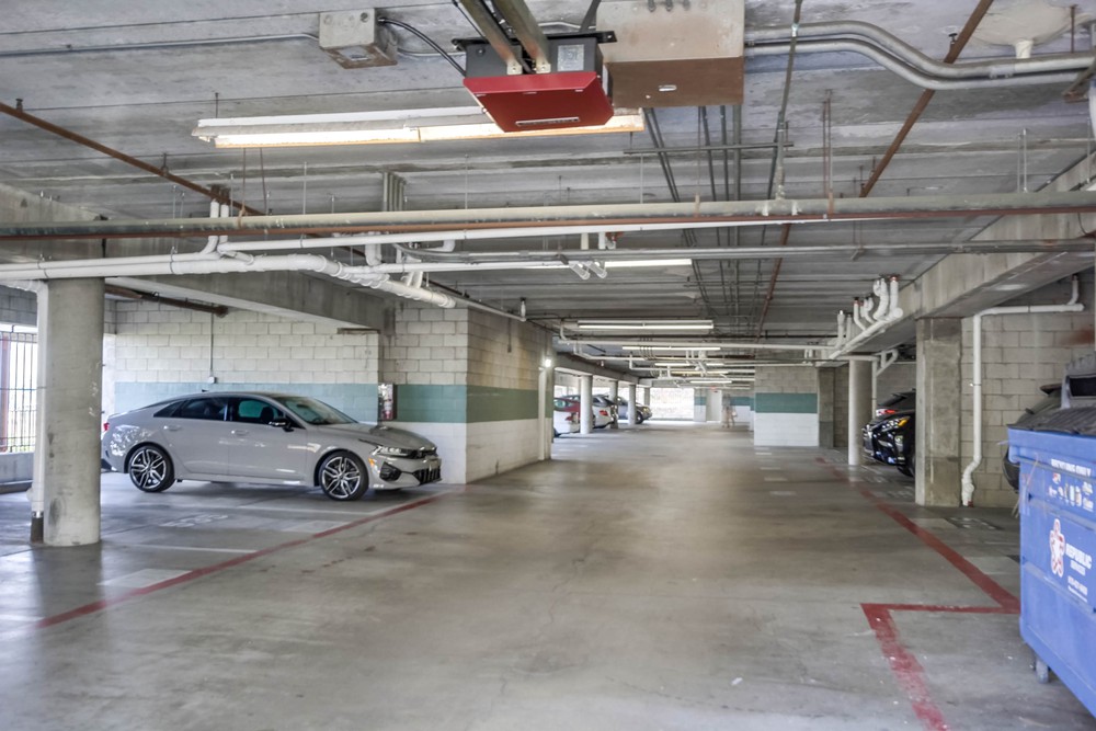 Virtual tour photo 42 of 48 for 5980 Dandridge Ln UNIT 215