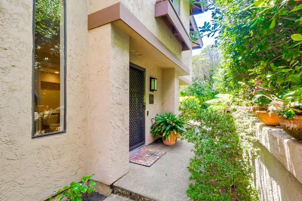 Virtual tour photo 6 of 50 for 5986 Gaines St