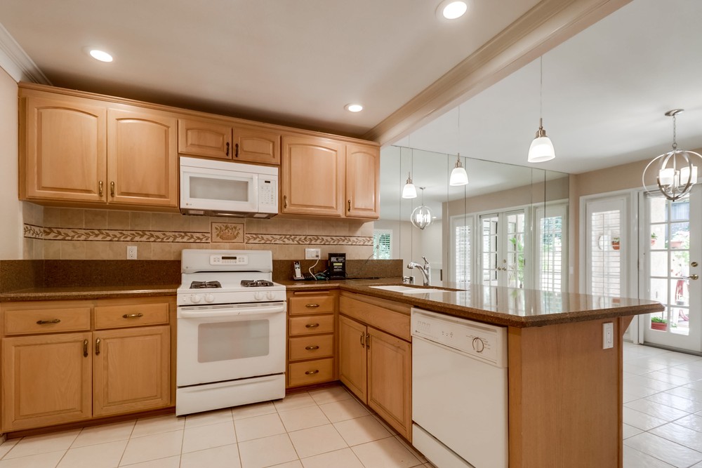 Virtual tour photo 22 of 50 for 5986 Gaines St