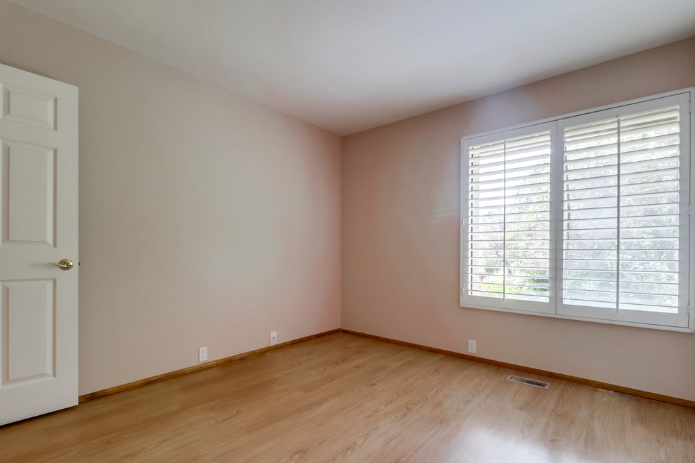 Virtual tour photo 37 of 50 for 5986 Gaines St