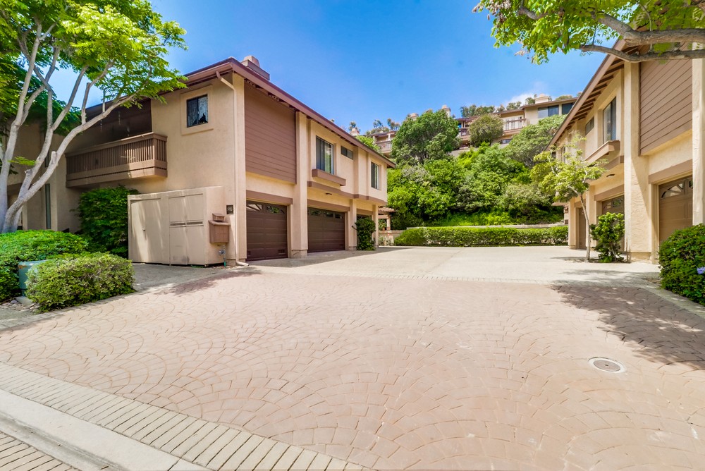 Virtual tour photo 51 of 50 for 5986 Gaines St