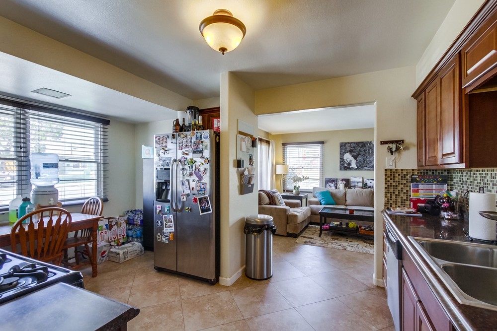 Virtual tour photo 10 of 27 for 5989 Dwight St