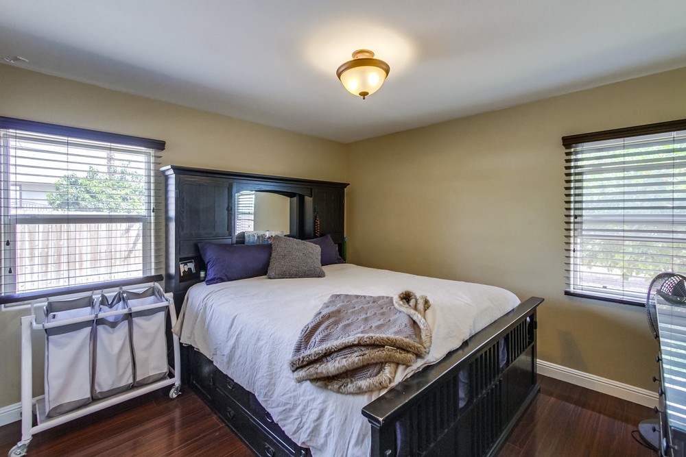 Virtual tour photo 13 of 27 for 5989 Dwight St