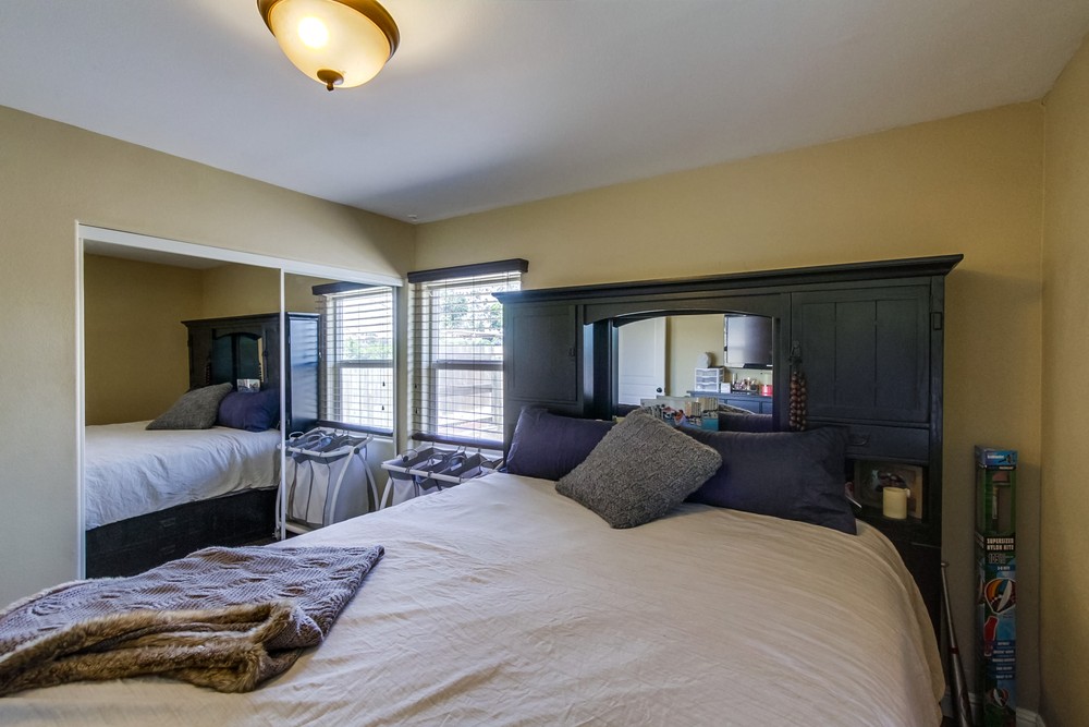 Virtual tour photo 15 of 27 for 5989 Dwight St