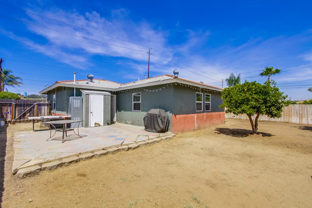 Virtual tour photo 25 of 27 for 5989 Dwight St