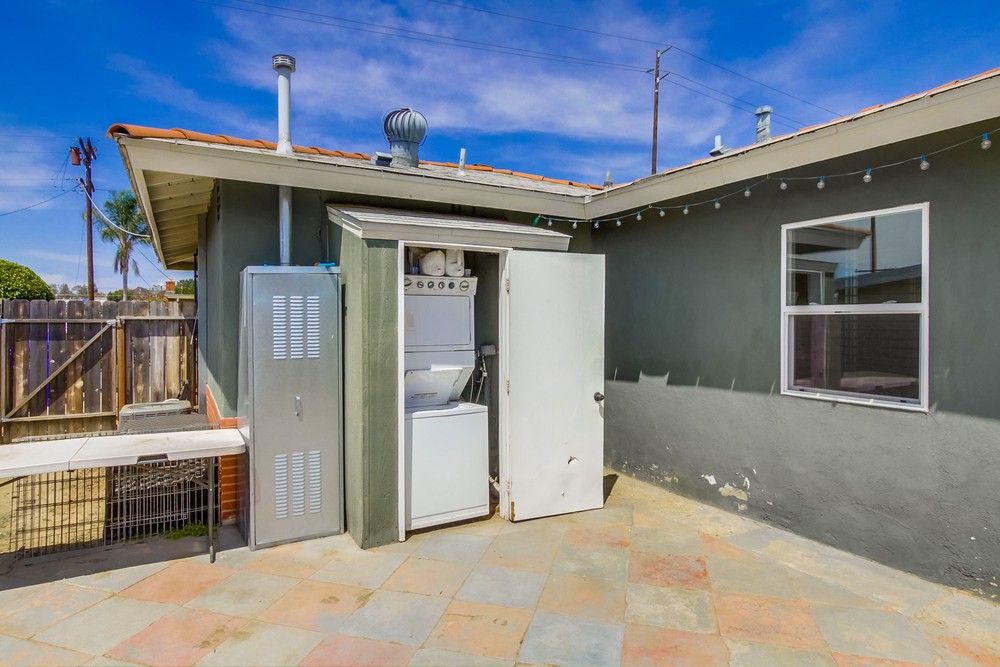 Virtual tour photo 28 of 27 for 5989 Dwight St