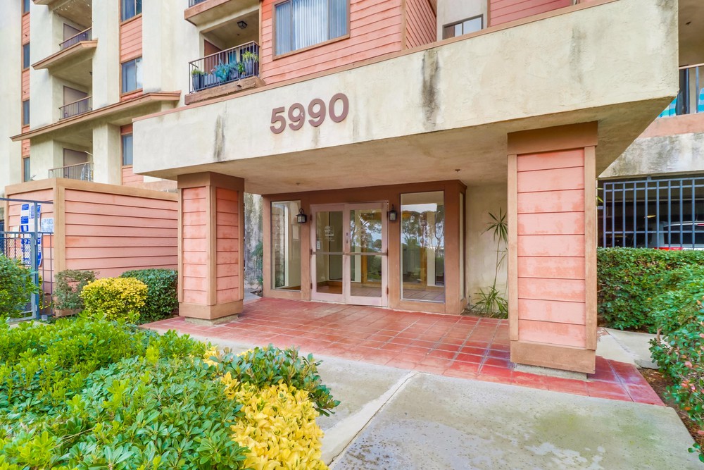 Virtual tour photo 6 of 48 for 5990 Dandridge Ln UNIT 189