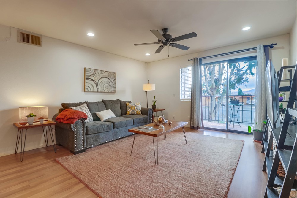 Virtual tour photo 10 of 48 for 5990 Dandridge Ln UNIT 189