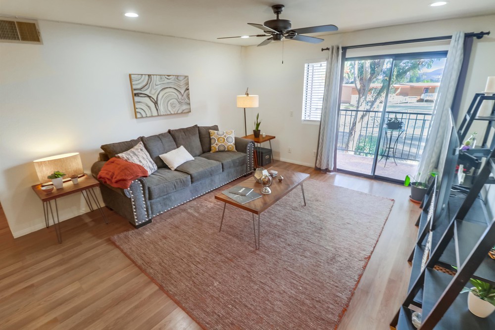 Virtual tour photo 11 of 48 for 5990 Dandridge Ln UNIT 189